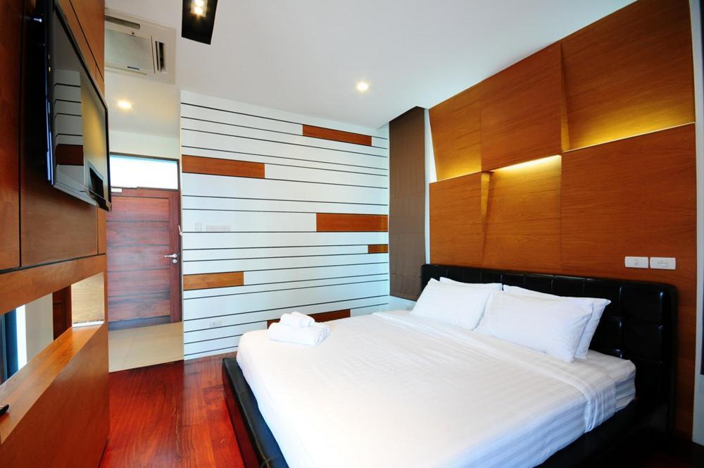Capstone Resort Haad Chao Samran Room photo